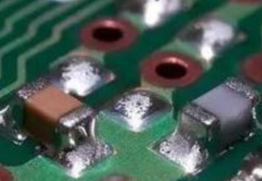 深圳风华贴片电容代理商：什么是贴片电容虚焊？